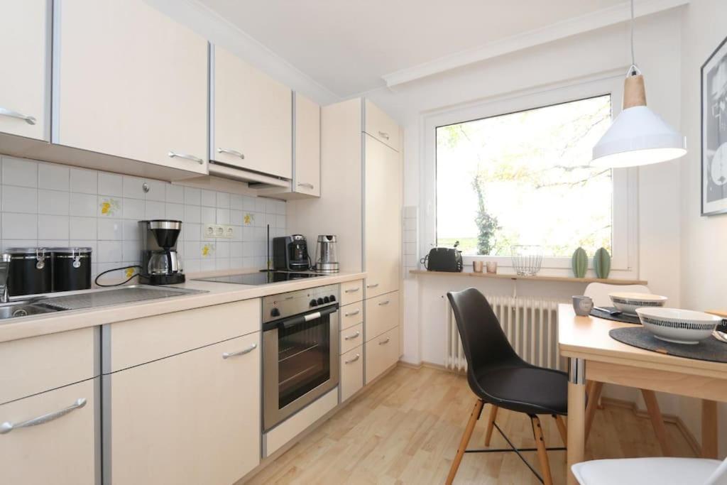 Schoenes Zwei-Zimmer-Apartment In Der Bremer City ภายนอก รูปภาพ